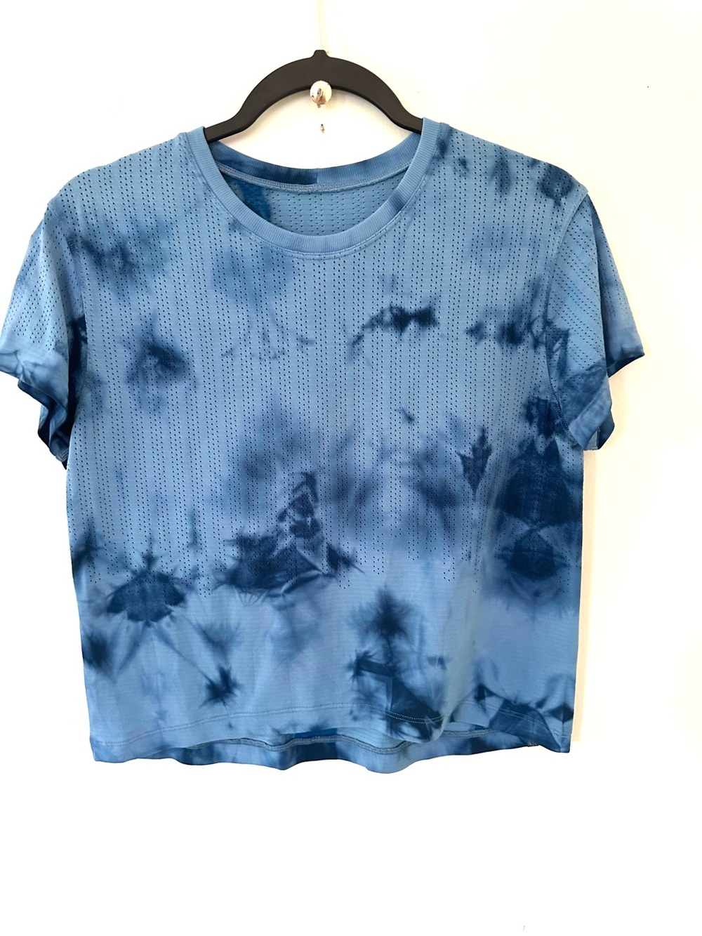 Lululemon Train to Be Short Sleeve Shirt *Marble Dye
Rain Stripe Marble Dye Comm - Picture 4 of 9